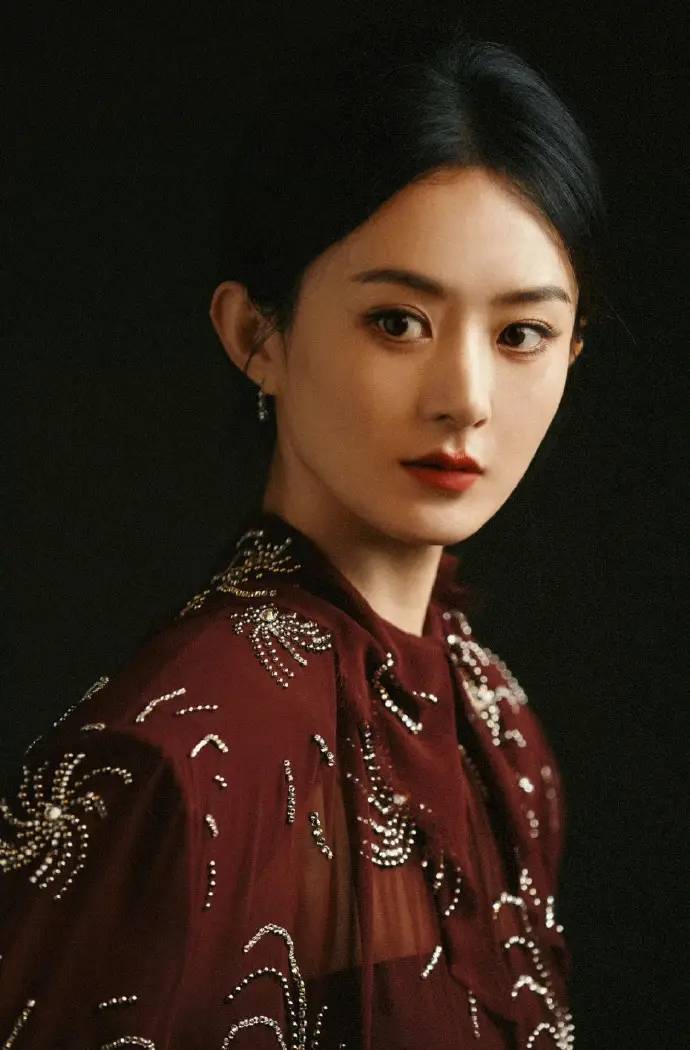 李雪健、赵丽颖分获百花奖最佳男女配角,于适获得最佳新人奖